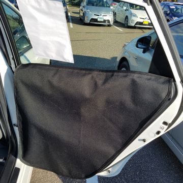 2010-2015 Toyota Prius Canvasback Door Covers Image 1