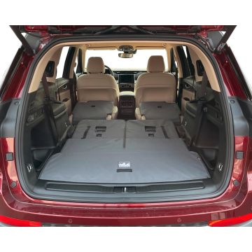 Jeep Grand Cherokee L Cargo Liner Image 1
