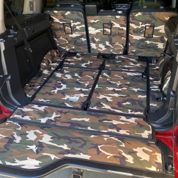 Land Rover LR3 / LR4 Canvasback Cargo Liner Image 1