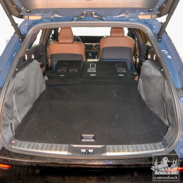 Toyota Crown Signia Cargo Side Protection 