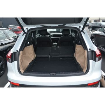 Audi Q4 e-tron Cargo Side Protection 