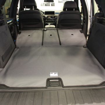 2019-2021 BMW X5 Canvasback Cargo Liners Image 1