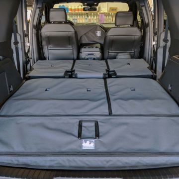 DISCOUNTED-Lincoln Navigator Cargo Liner & Side Protection- Graphite