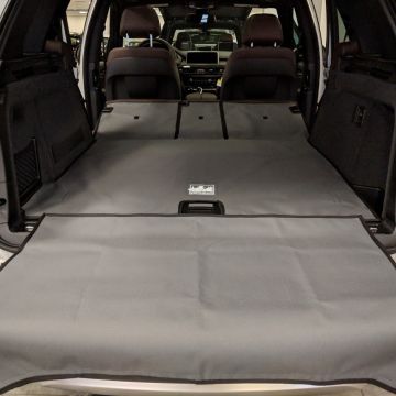 BMW X5 40e Hybrid Canvasback Bumper Flap Image 1