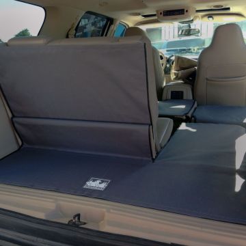Lincoln Navigator Cargo Liner