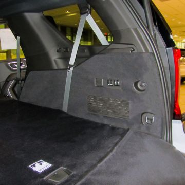 GMC Yukon Cargo Side Protection 