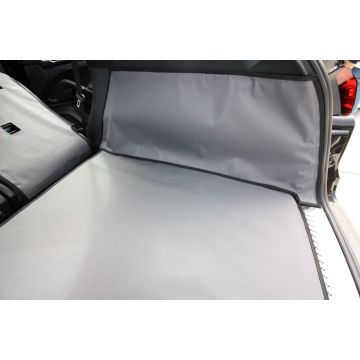 Porsche Cayenne Cargo Side Piece image 3