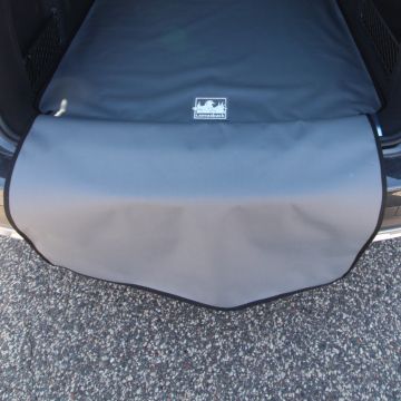 Audi A4 allroad Canvasback Bumper Flap Image 1