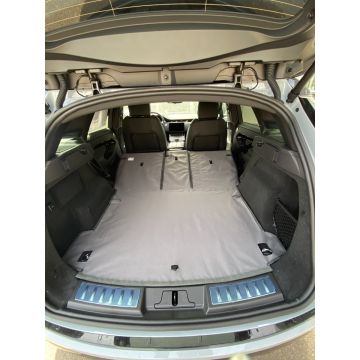 Land Rover Range Rover Evoque Canvasback Cargo Liners Image 1