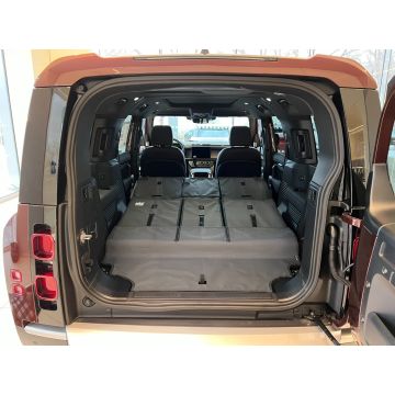 Land Rover Defender 130 Cargo Liner