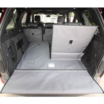 Land Rover Discovery Canvasback Cargo Liner Image 1
