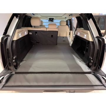 DISCOUNTED - Land Rover Range Rover Cargo Liner - Yes Third Row - Graphite