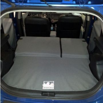 Toyota Prius C Cargo Liner