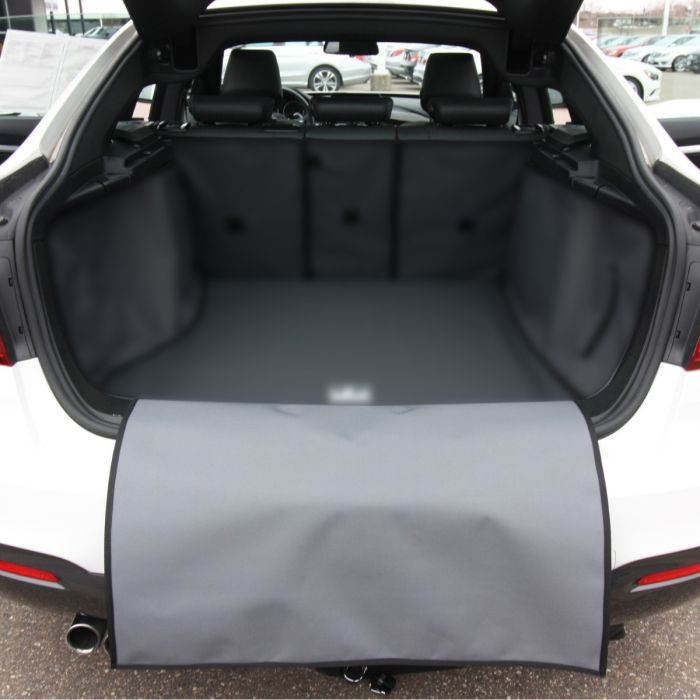 Canvasback BMW 3 Series GT Hatchback Bumper Flap Image 1