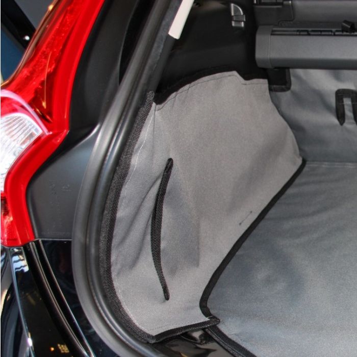 2015-2018 Volvo V6 Canvasback Cargo Side Pieces Image 1