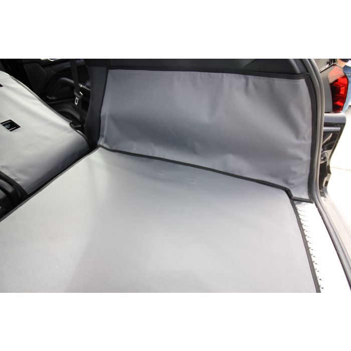 Porsche Cayenne Cargo Side Piece image 3