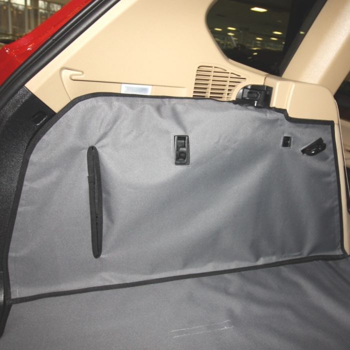 2016-2017 BMW X3 Canvasback Side Pieces Image 1