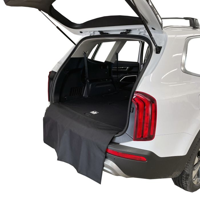 Hyundai Santa Fe XL Canvasback Bumper Flap Image 1